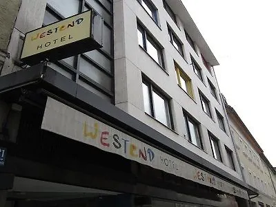 Westend Hotel München 3*,
